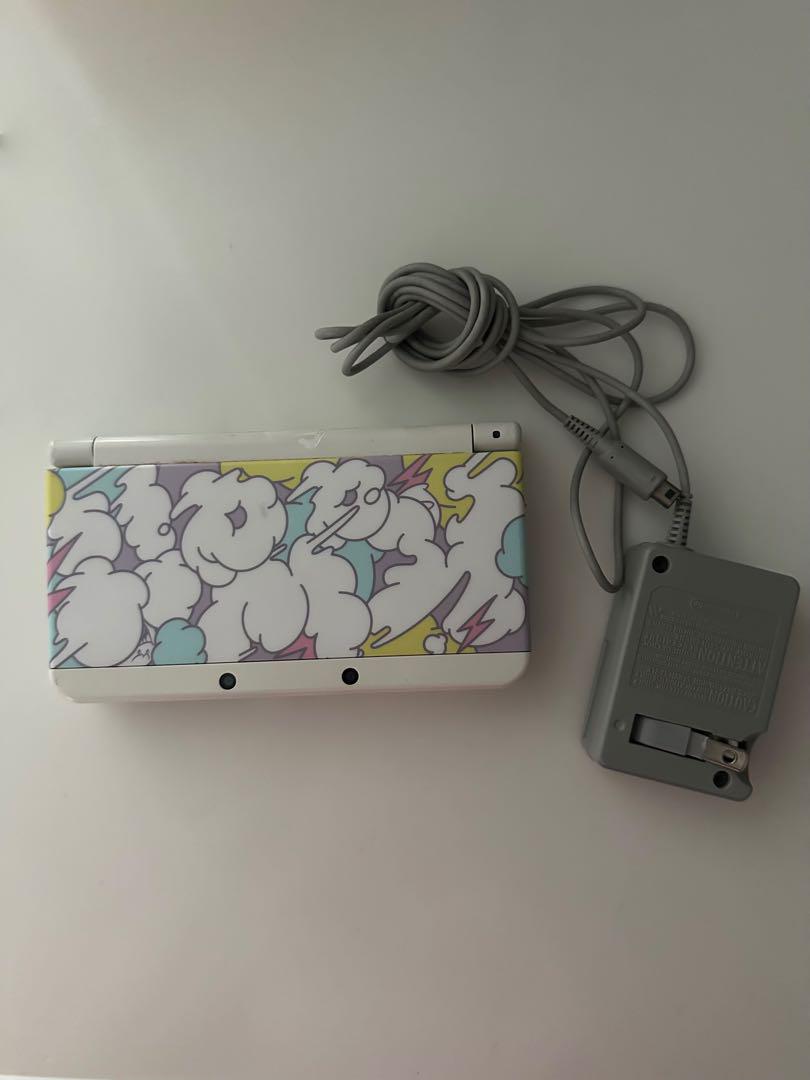 Newニンテンドー3DS ジャンク品 きゃりーぱみゅぱみゅ 着せ替えプレート付き