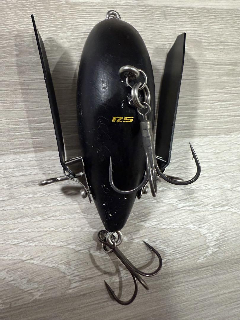 イマカツ アベンタクローラーrs ブラックレイブン　中古品