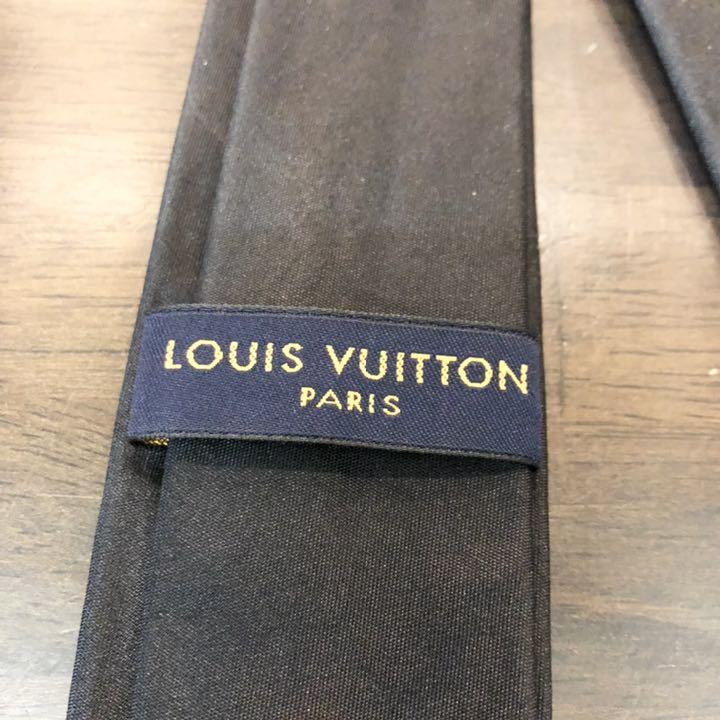 国際ブランド】 ルイヴィトン クラヴァット・LV ジュエル M76630 剣先:6cm - ネクタイ - labelians.fr 国際ブランド】 ルイヴィトン クラヴァット・LV ジュエル M76630 剣先:6cm - ネクタイ - labelians.fr