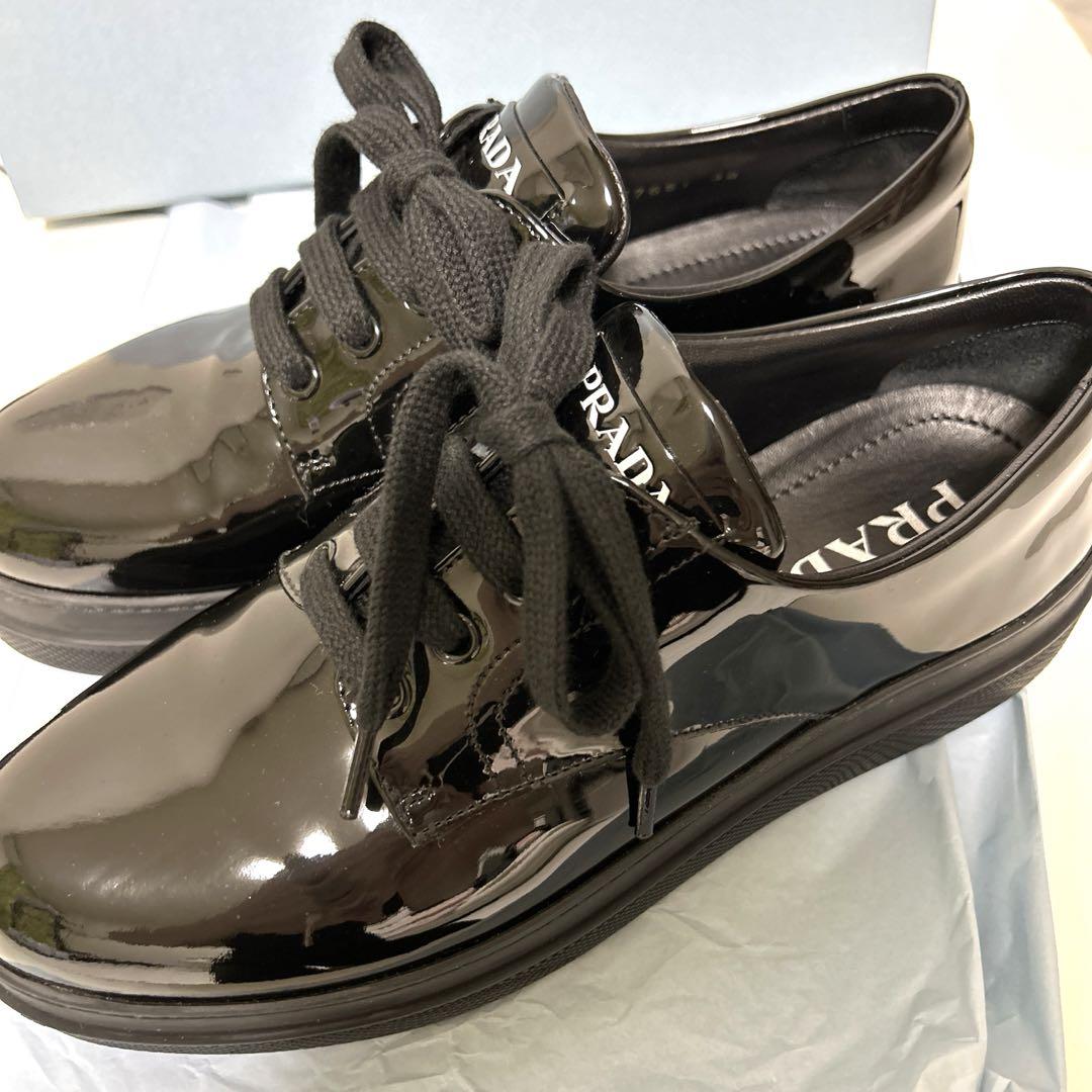 プラダ　靴　SIZE38