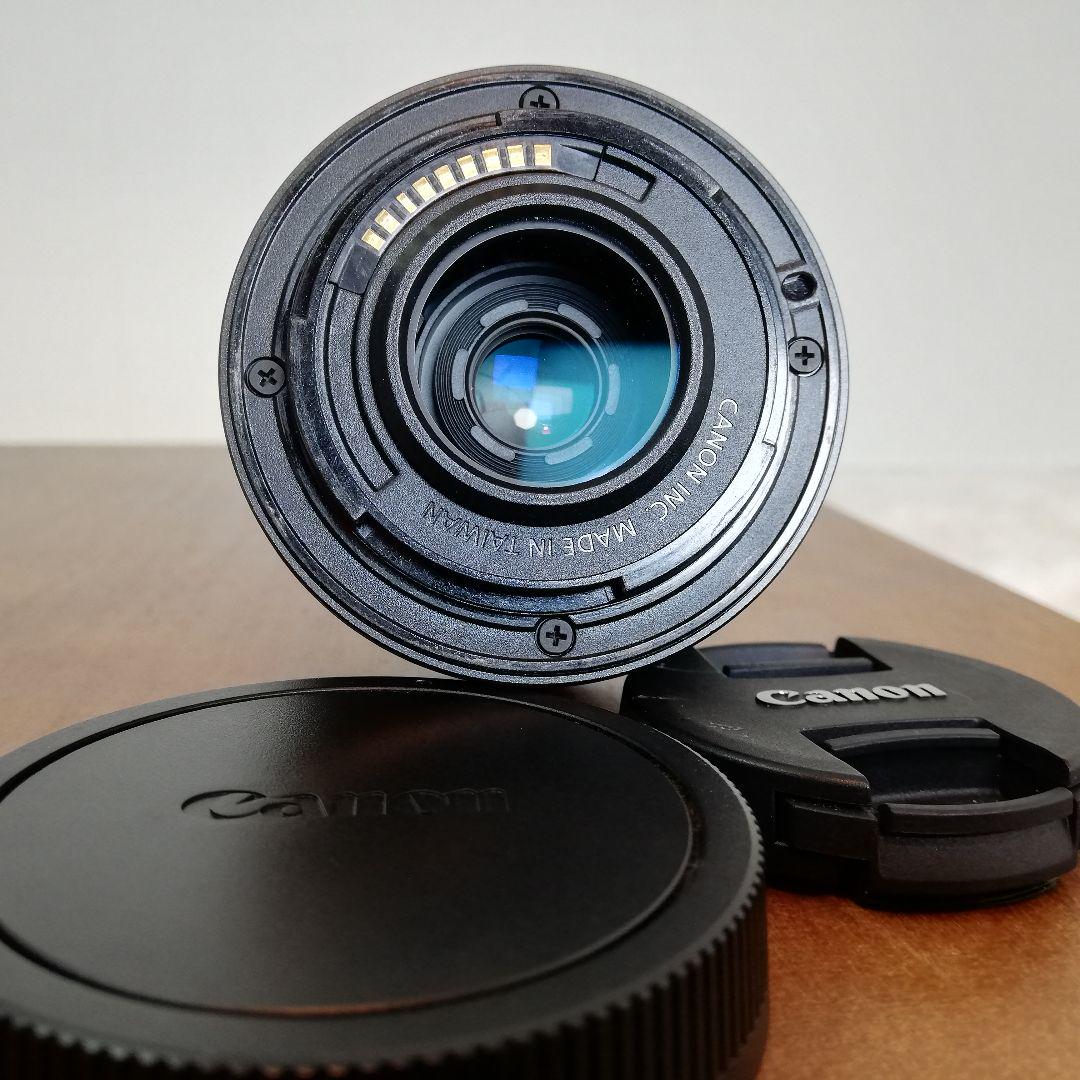 【美品】Canon マクロレンズ EF-M 28mm F3.5 IS STM