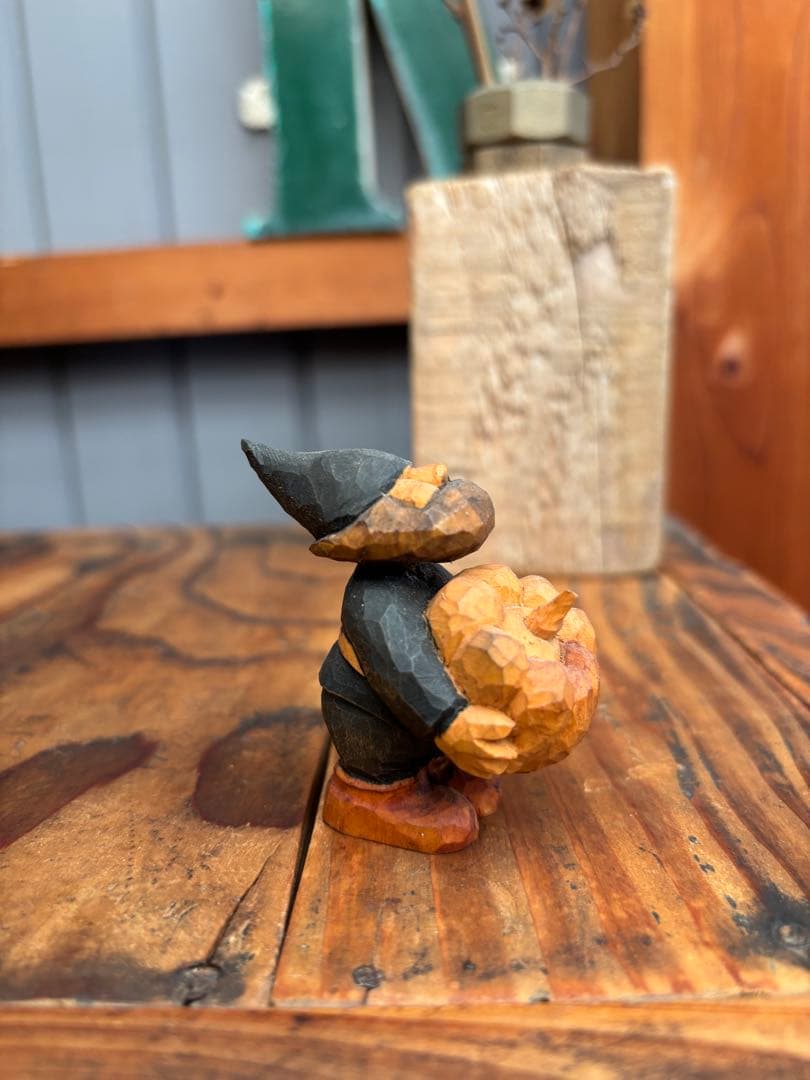 藤岡孝一 木彫 ポルックス 小人 カボチャを抱える小人 北海道作家 彫刻 藤岡孝一 木彫 ポルックス 小人 カボチャを抱える小人 北海道作家 彫刻