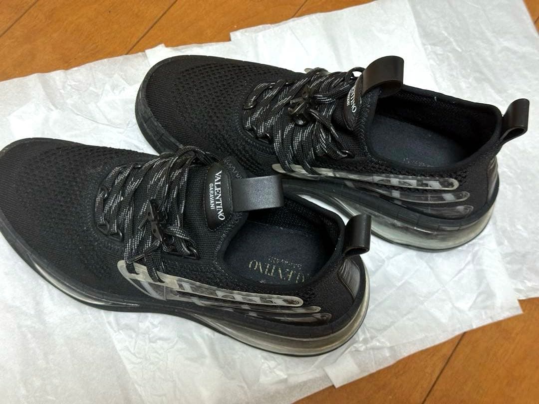 約¥120,000 VALENTINO スニーカー ブラック 美品