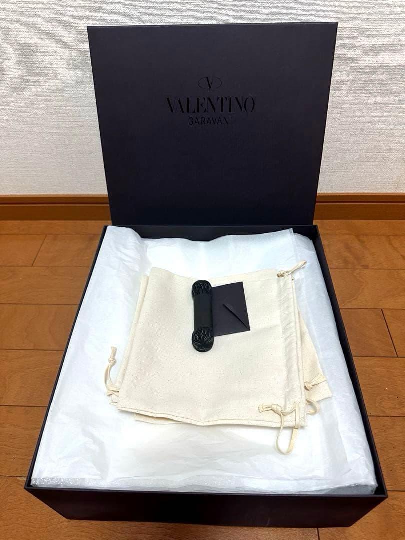 約¥120,000 VALENTINO スニーカー ブラック 美品