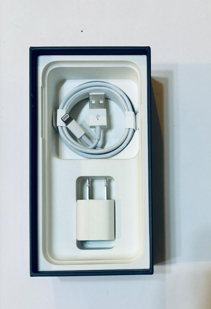 iPhone8 64GB スペースグレイ 本体