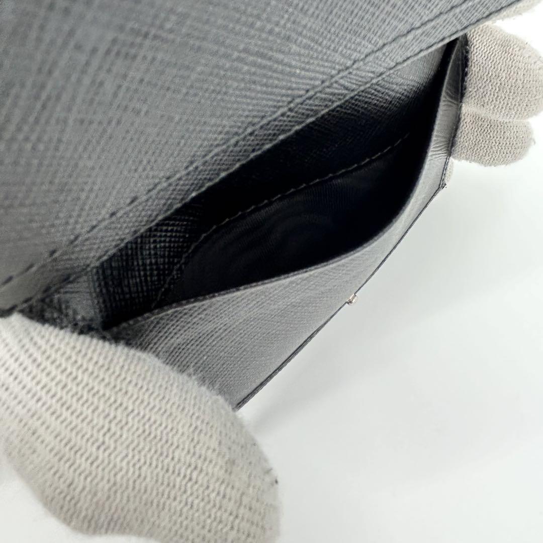 未使用級 RFID✨プラダ 名刺入れ 三角ロゴ サフィアーノレザー
