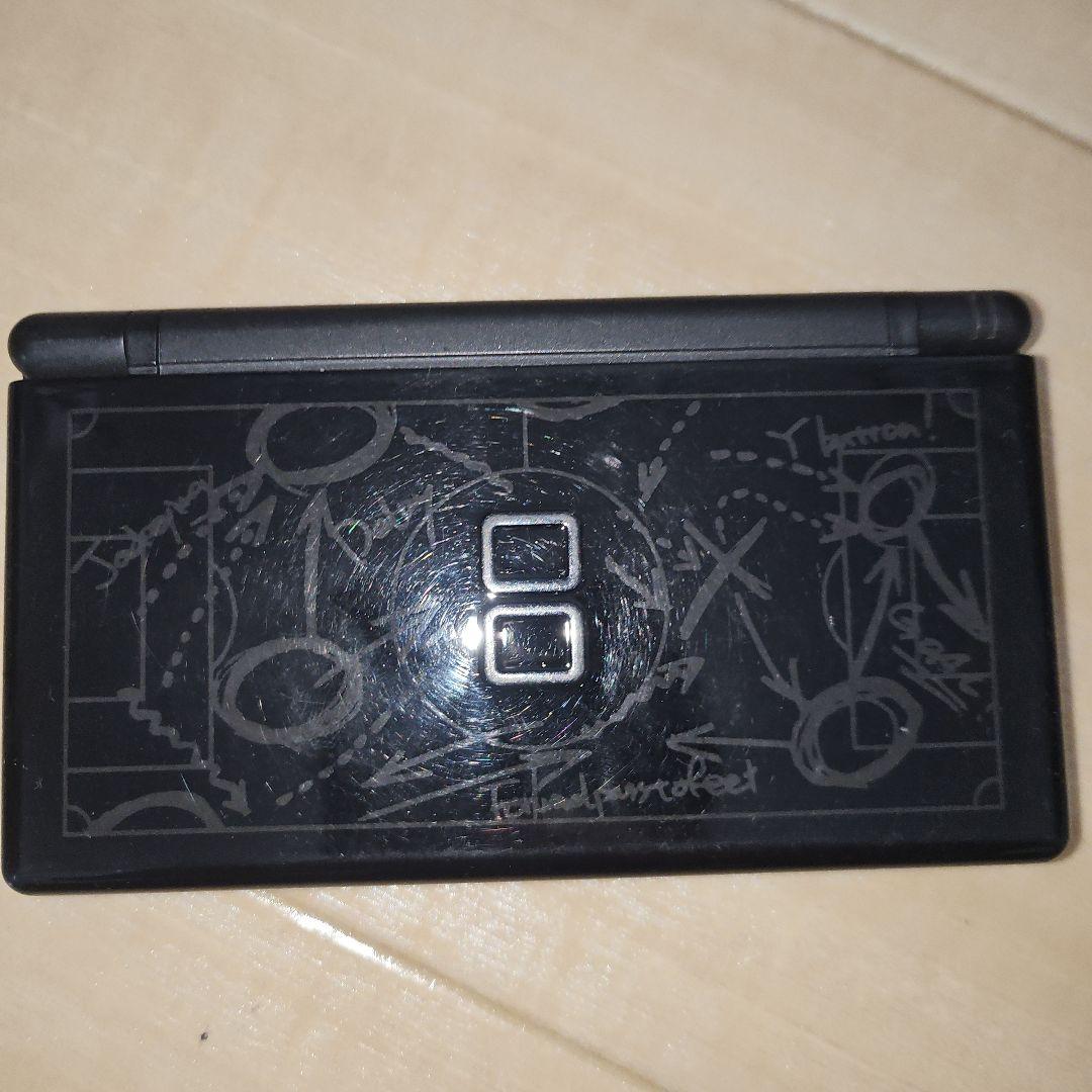 Nintendo DS Lite 本体 ウイニングイレブン