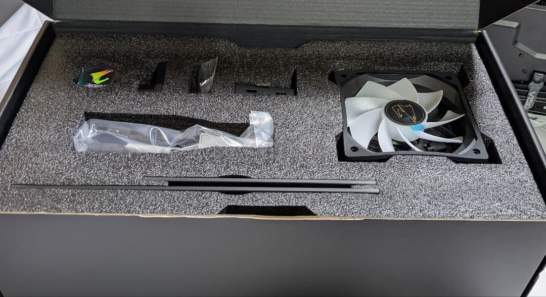 GIGABYTE AORUS MASTER GeForce RTX5090