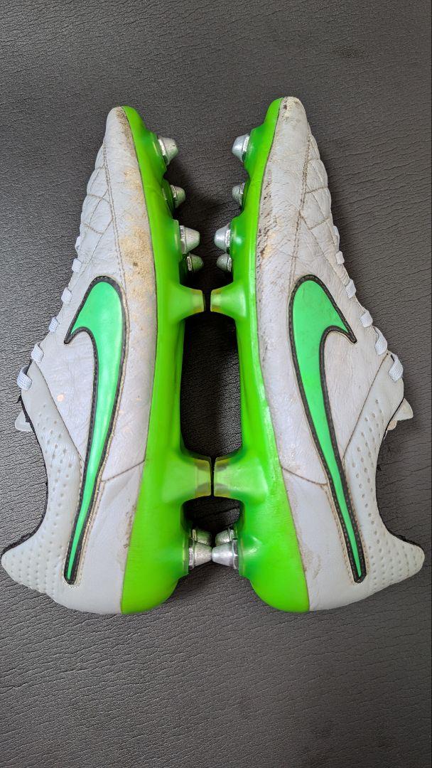 NIKE サッカースパイク ティエンポ レジェンド SG ナイキ　シューズ