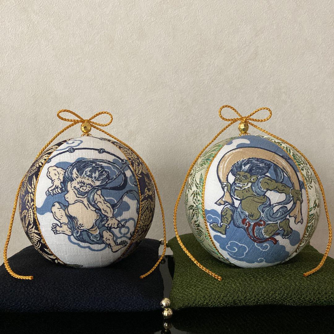 年中無休】 風神雷神 ハンドメイド 手毬 てまり 手鞠 2個セット 【祝開店!大放出セール開催中】 手鞠 135 風神雷神 てまり 手毬 工芸品