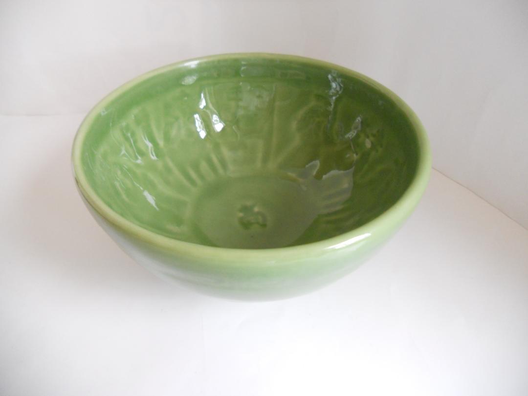 青磁 緑釉 中国 清朝 骨董品 超希少 茶碗 茶器 菓子器 です。