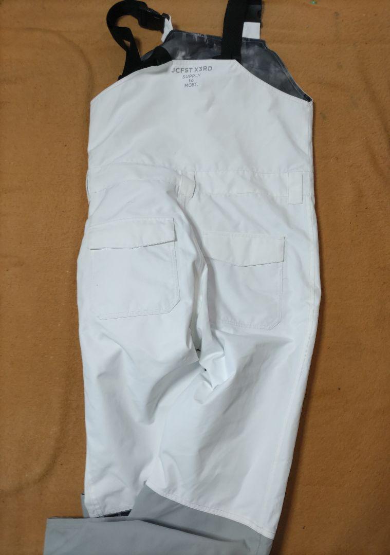 新品タグ付き保管品 ONYONE オンヨネ ジャックフロスト ビブパンツ