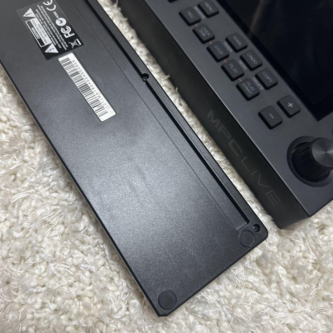 akai professional MPC live/LPK25 サンプラー