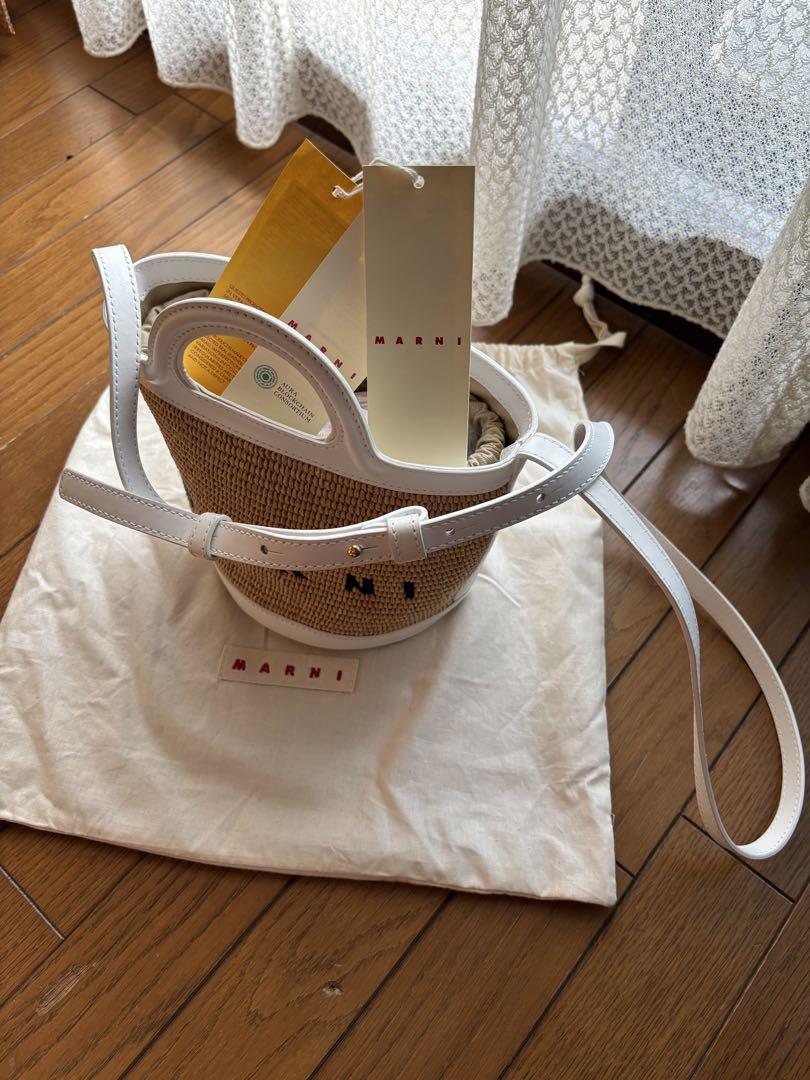 ★ MARNI