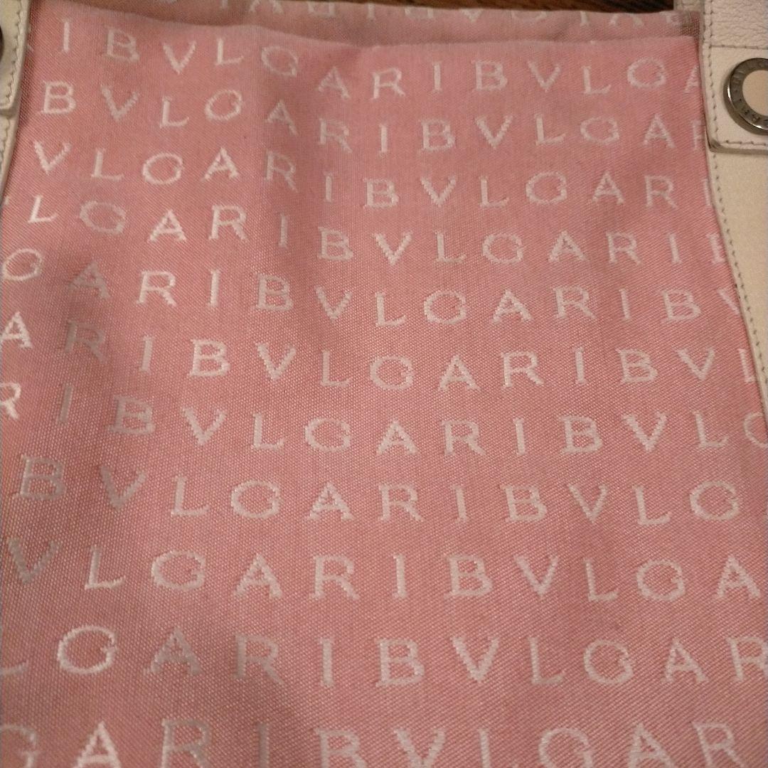 BVLGARI ブルガリ ロゴマニア ショルダー トートバッグ ピンク BVLGARI ブルガリ ロゴマニア ショルダー トートバッグ ピンク