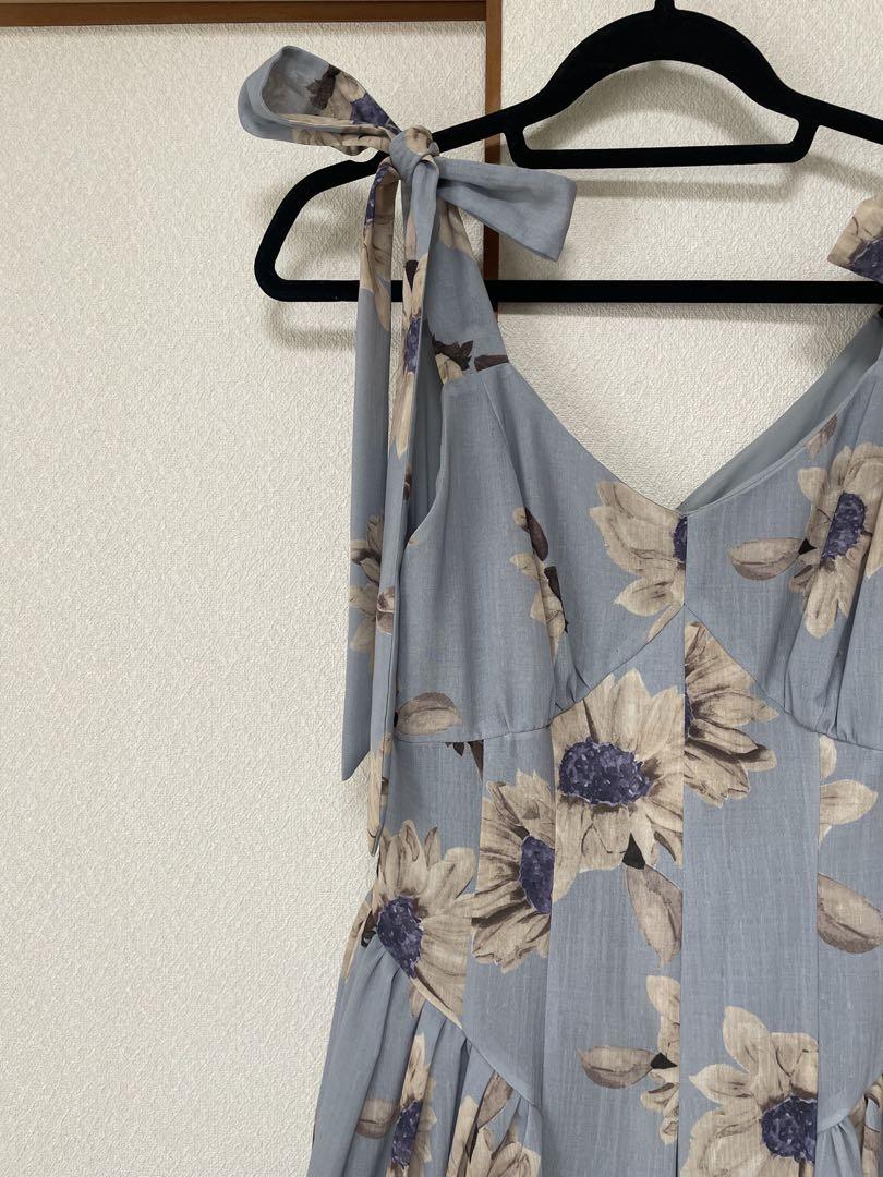 ワンピース herlipto Sunflower-Printed Midi Dress S