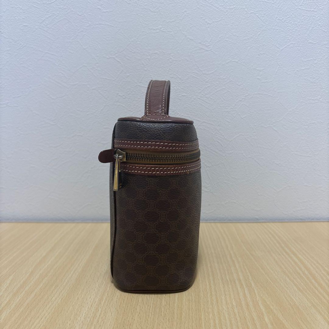 セリーヌ　CELINE マカダム柄　ブラウン　ポーチ　ヴィンテージバニティポーチ CELINE - セリーヌ CELINE マカダム柄 ブラウン ポーチ