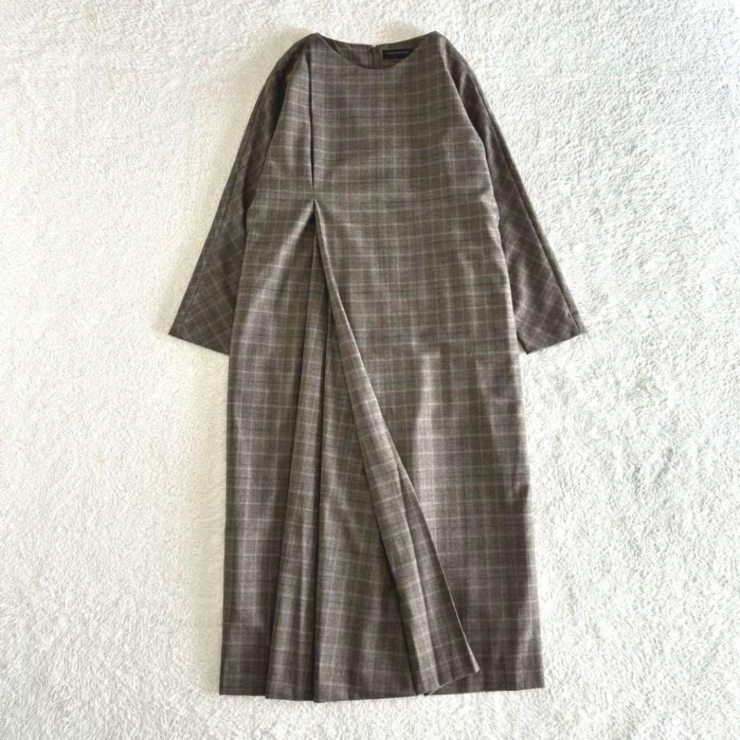 極美品 トゥモローランドコレクション ウールアシンメトリータックロングワンピース