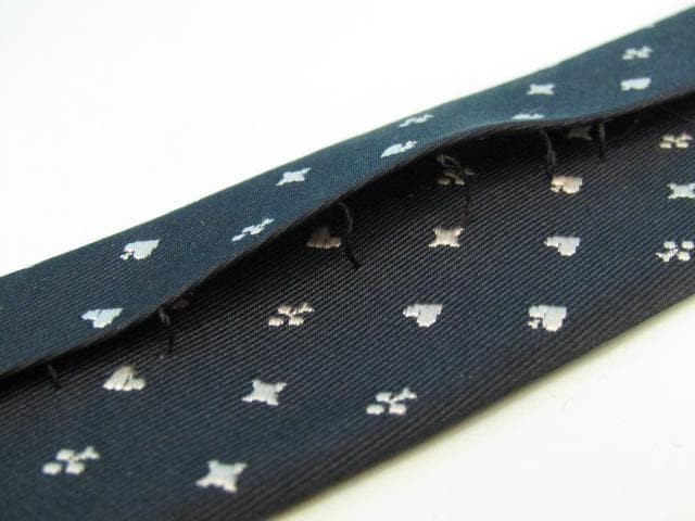 RU-2341 BURBERRYs バーバリーネクタイ 紺にトランプ柄 美品 | mtevino.ge