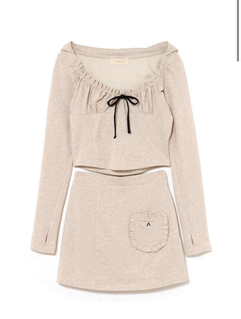 Andmary Gather frill set up beige