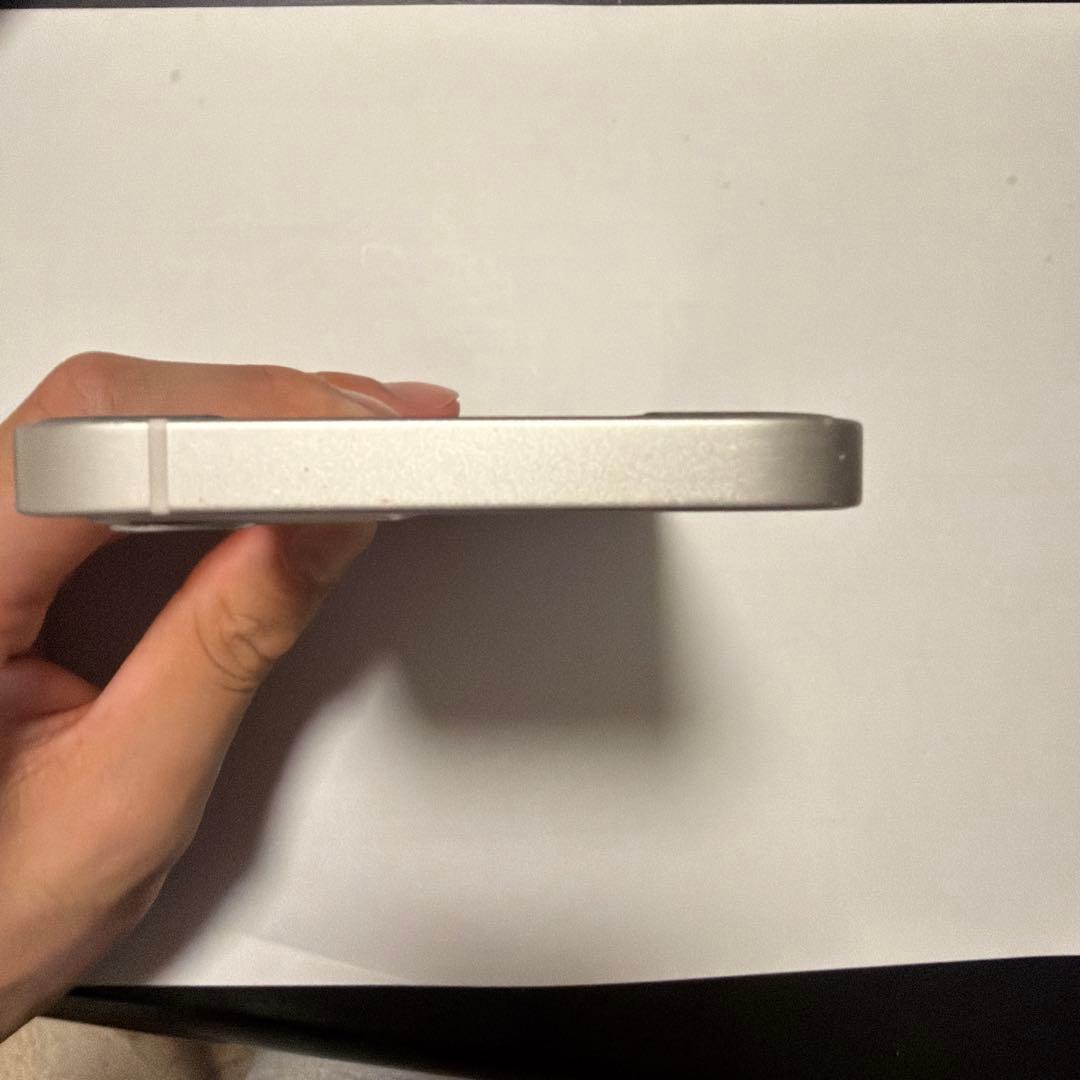 Apple iPhone 12 ホワイト(SIMフリー) 本体 箱付き Apple iPhone 12 ホワイト(SIMフリー) 本体 箱付き