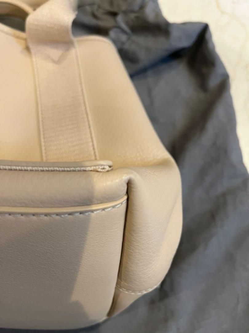 グレイ系激安通販⭐️美品⭐️BALENCIAGA レザー トートバッグ ネイビー カバ S トートバッグ レディースグレイ系¥42,255-www.outthere.travel グレイ系激安通販⭐️美品⭐️BALENCIAGA レザー トートバッグ ネイビー カバ S トートバッグ レディースグレイ系¥42,255-www.outthere.travel