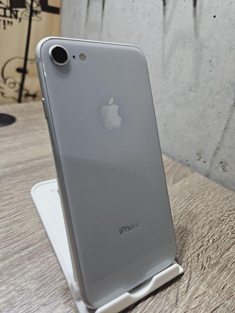 3台同梱 iPhone8 64GB SIMロック解除済み