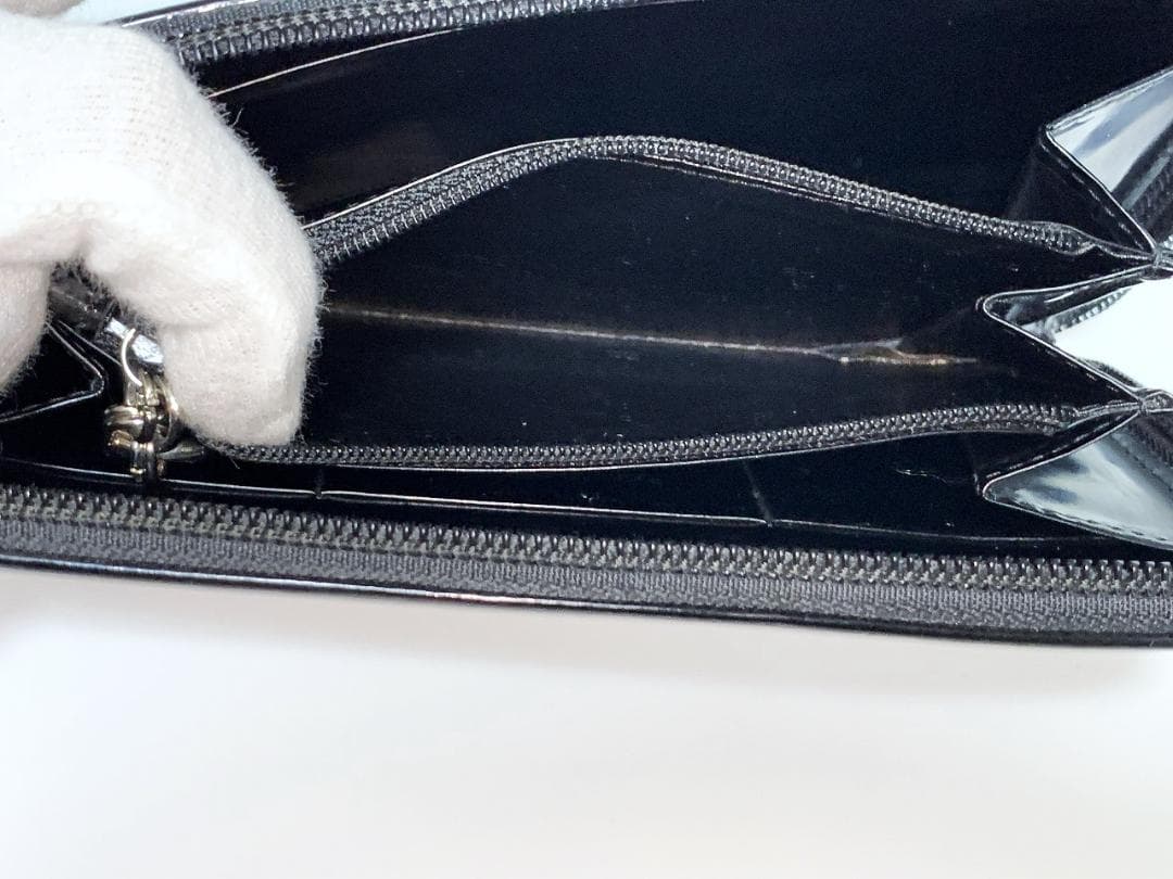 美品 サルヴァトーレフェラガモ 長財布 ラウンドファスナー 29-1