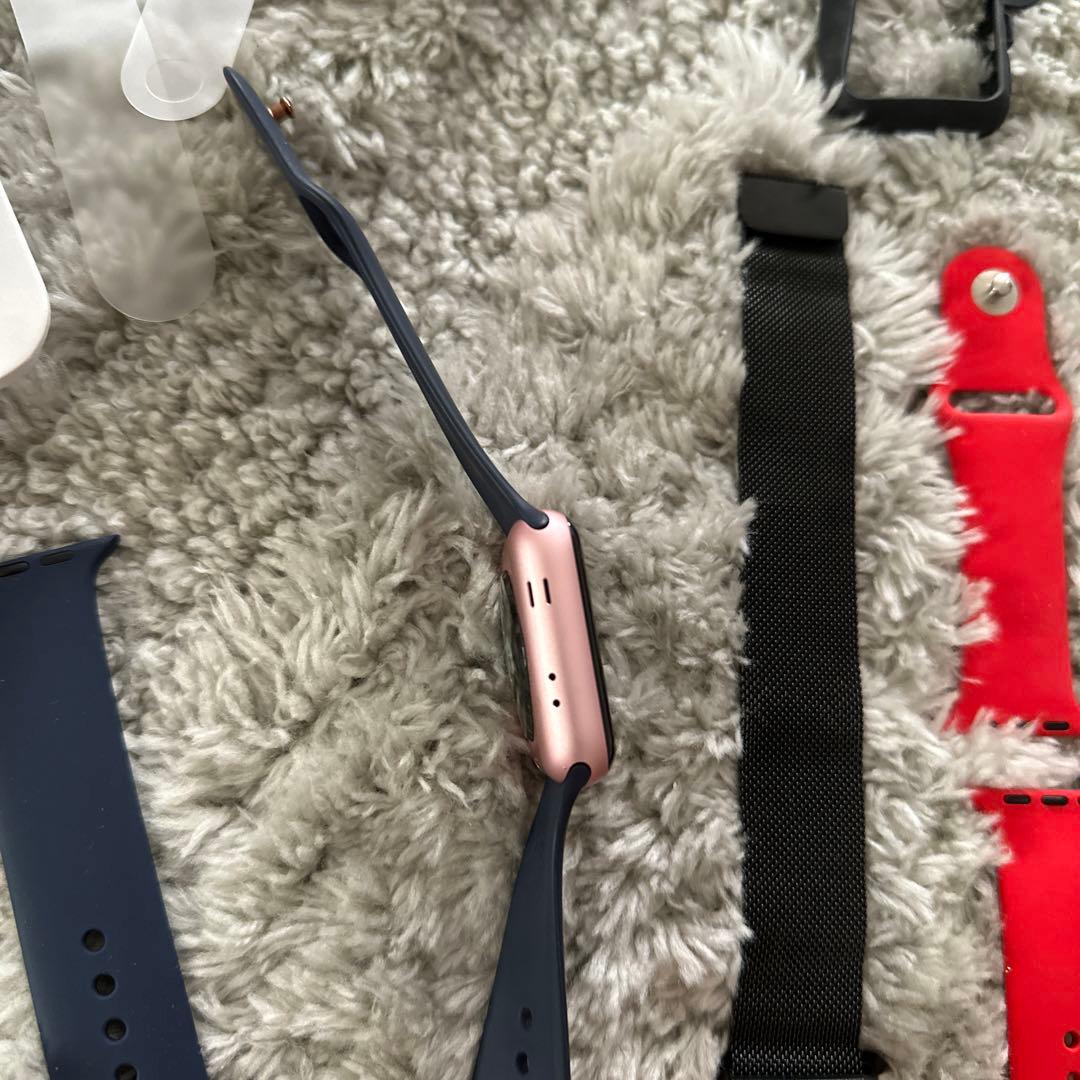 驚きの安さApple Watch Series2 42mm ピンク 数回使用の美品 携帯電話