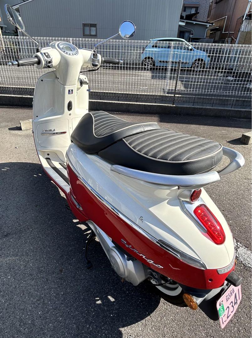 ABS レトロスクーター