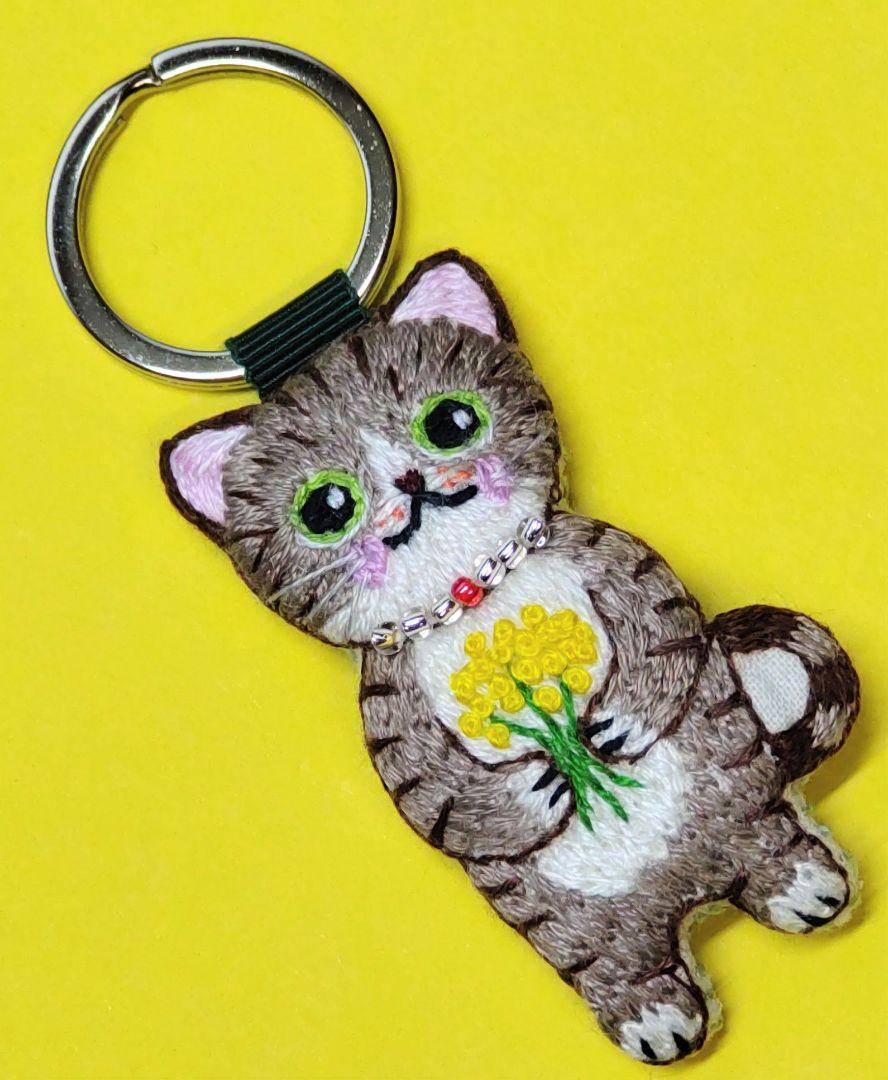 猫ちゃんキーホルダー＆ブローチ☆セリカミニコ様