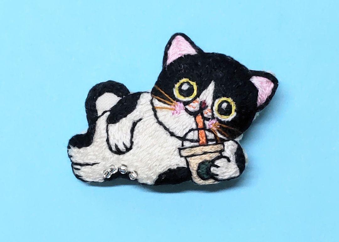 猫ちゃんキーホルダー＆ブローチ☆セリカミニコ様