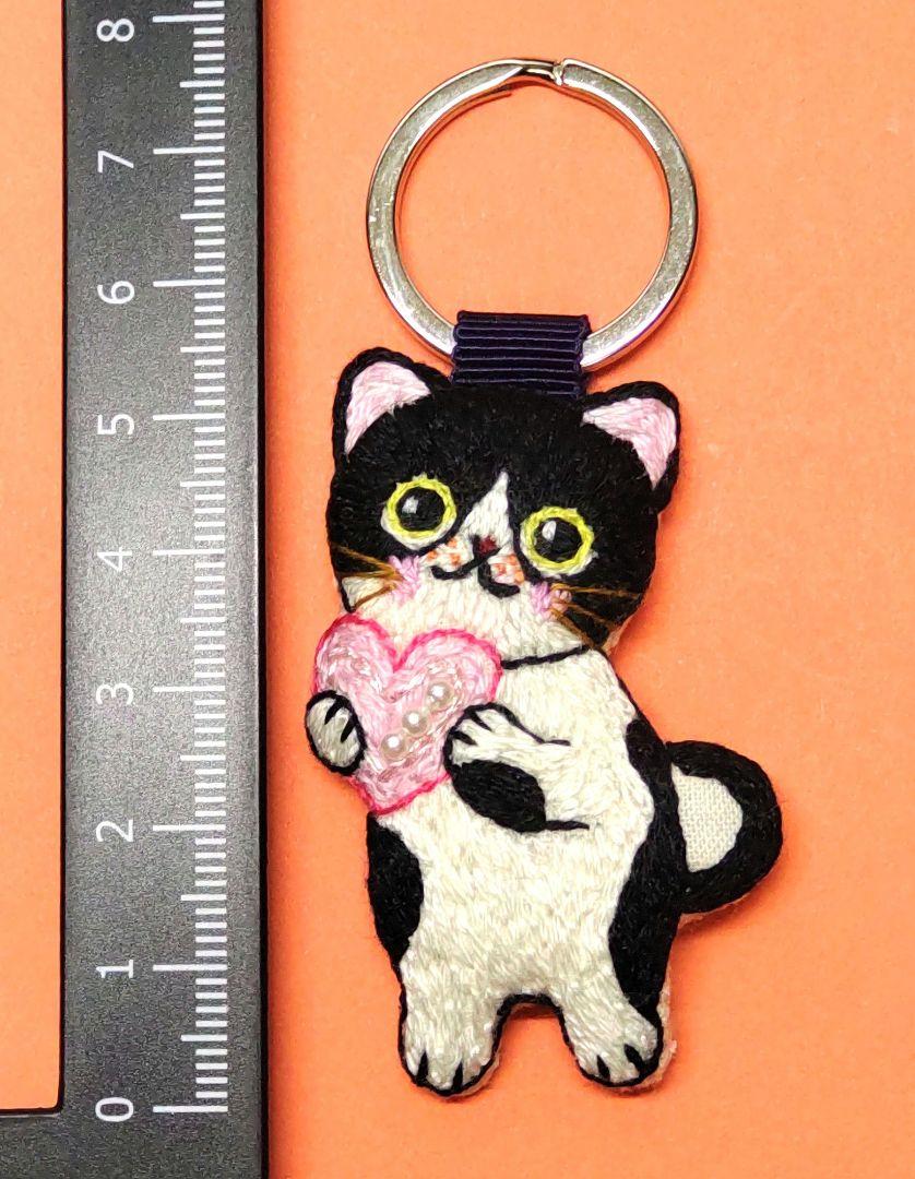 猫ちゃんキーホルダー＆ブローチ☆セリカミニコ様