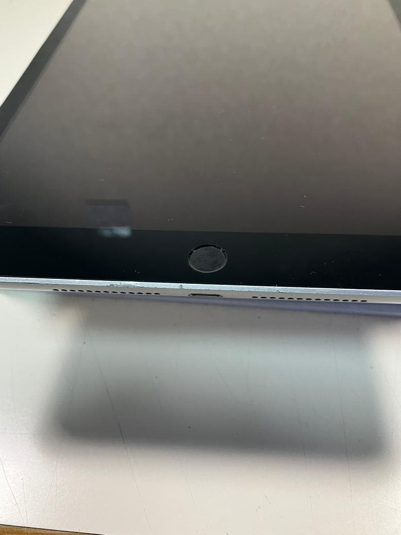 iPad 第9世代　64GB シルバー　Wi-Fiモデル　カバーガラス付