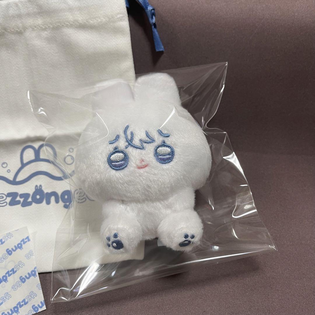 PLAVE イェジュン　ぬいぐるみ　10cm 新品　マスター