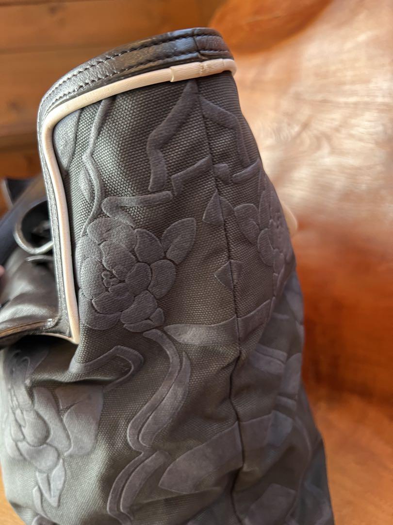 美品☆希少☆CHANEL☆シャネル　カメリア　キャンパスレザートートバッグ