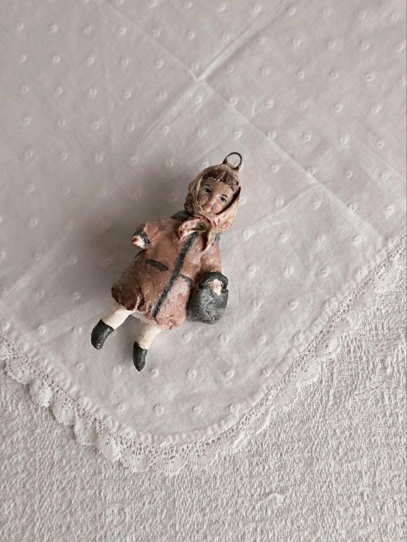 【✳︎toto✳︎さま】old ornament ❀ パピエマシェの女の子