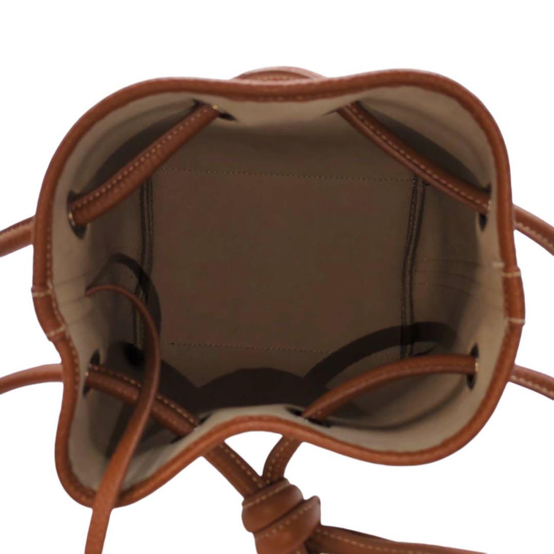 美品 VASIC ヴァジック ポーチ付き 巾着 ハンドバッグ 美品 VASIC ヴァジック ポーチ付き 巾着 ハンドバッグ