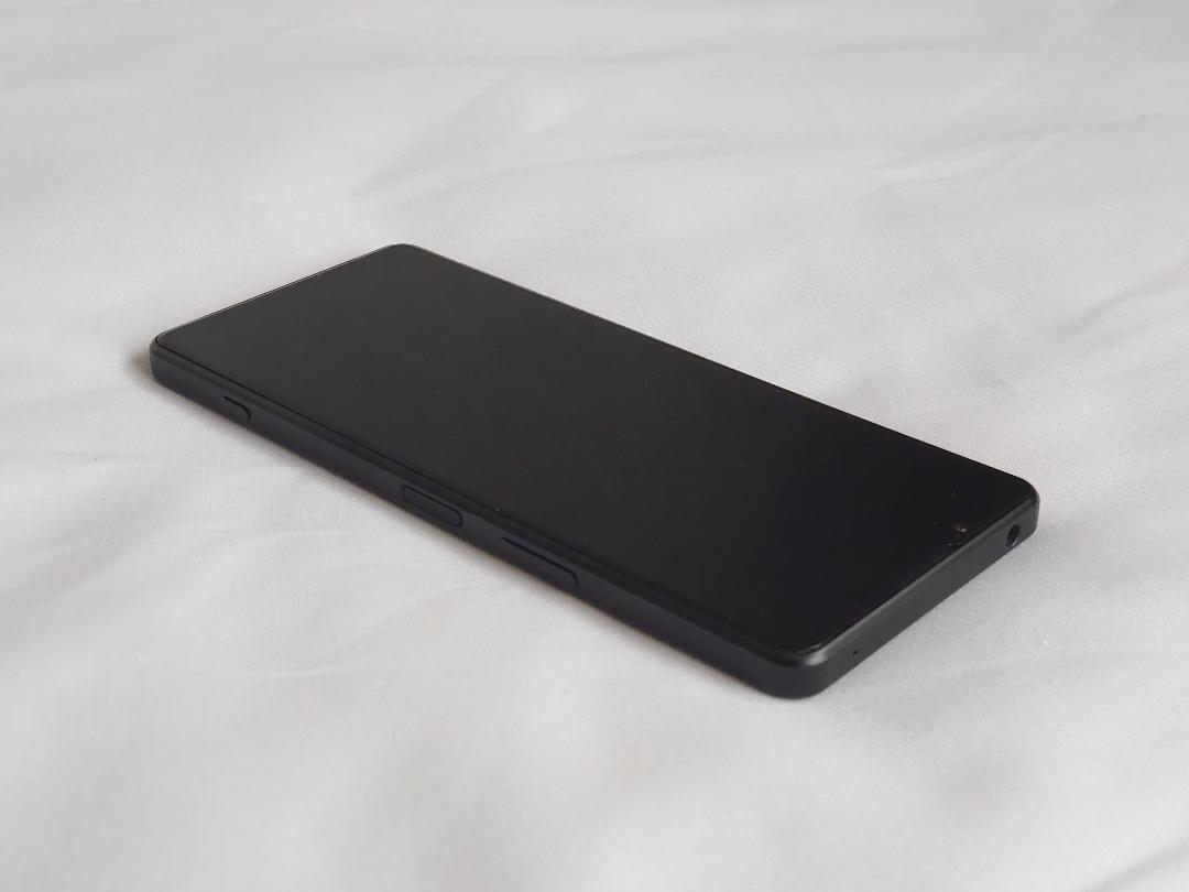 版SIMフリー ROM256GB♪