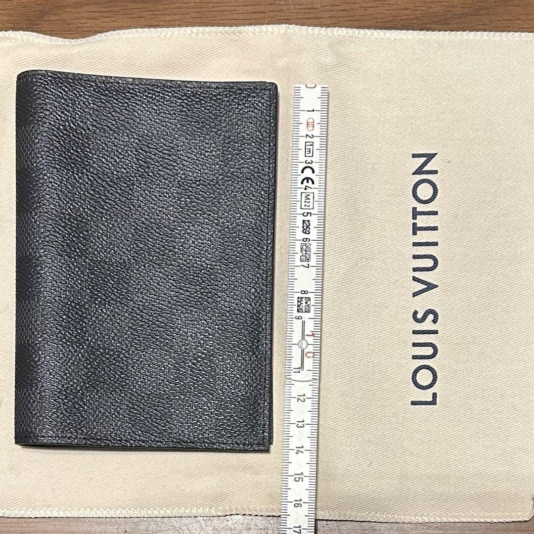 LOUIS VUITTON パスポートケース 新品訳あり