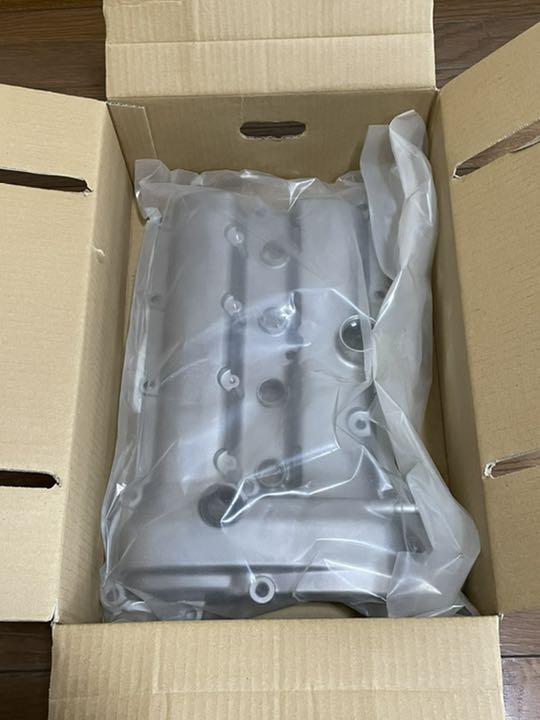 新品 ロードスター エンジンヘッドカバー ND5RC 1500cc