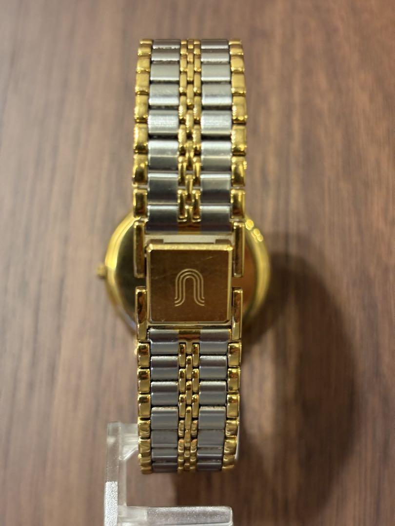 UNIVERSAL GENEVE 555.200 QUARTZ 18K金メッキ