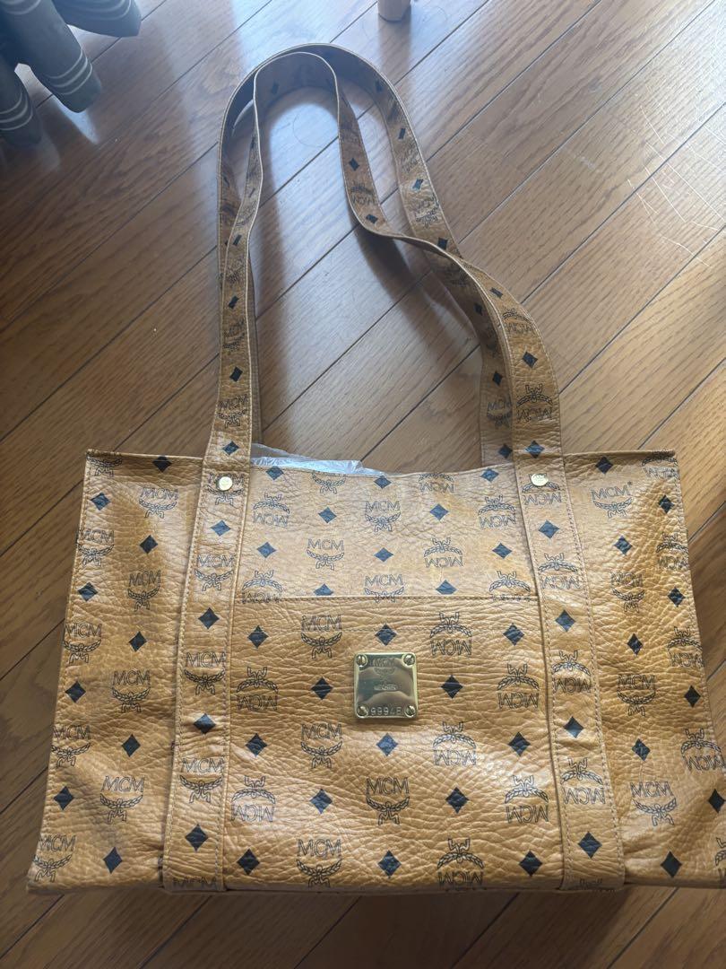 MCM ブラウン トートバッグ MCM ブラウンレザートートバッグ - メルカリ