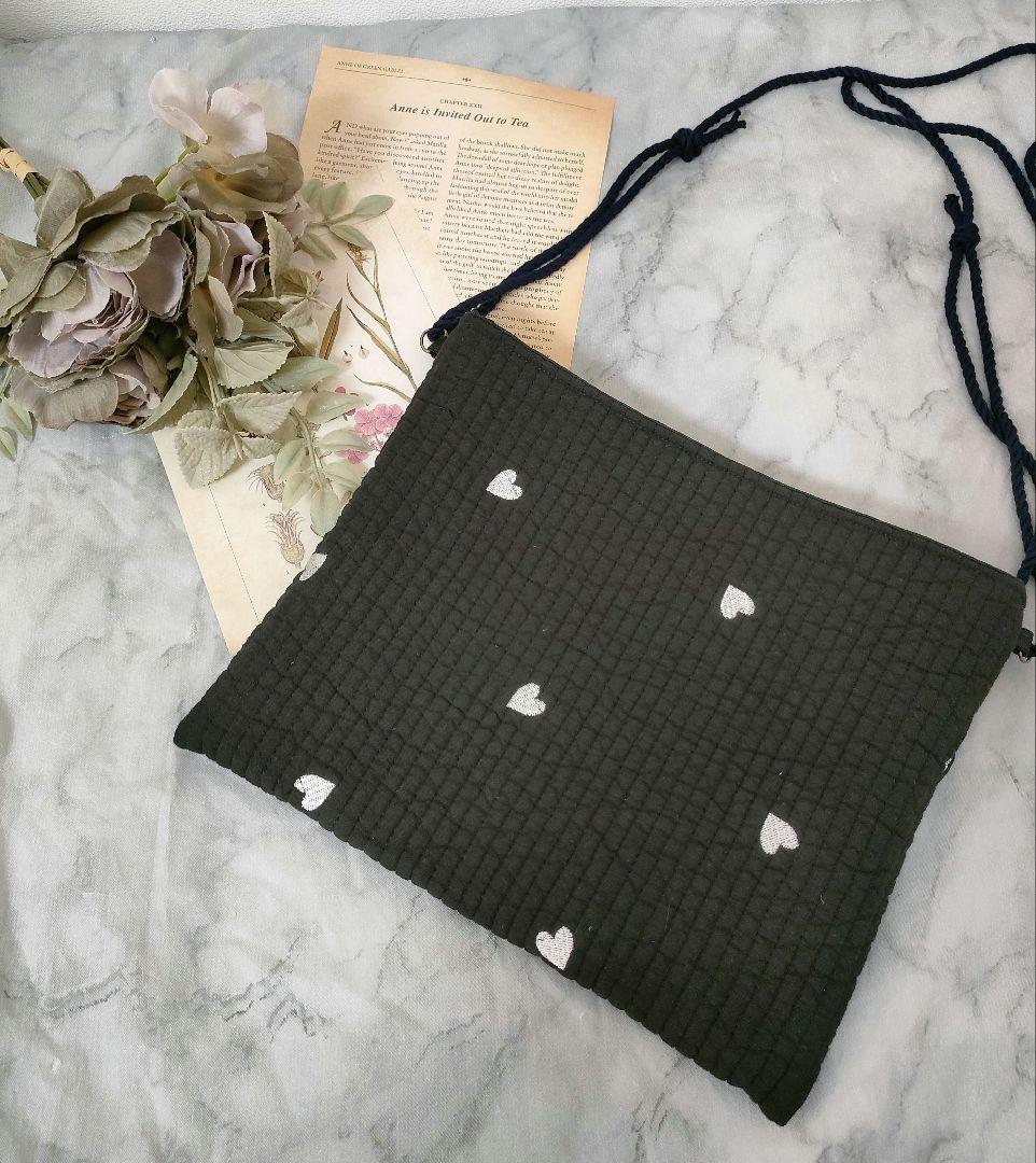 ハート刺繍 ヌビバッグ - メルカリ