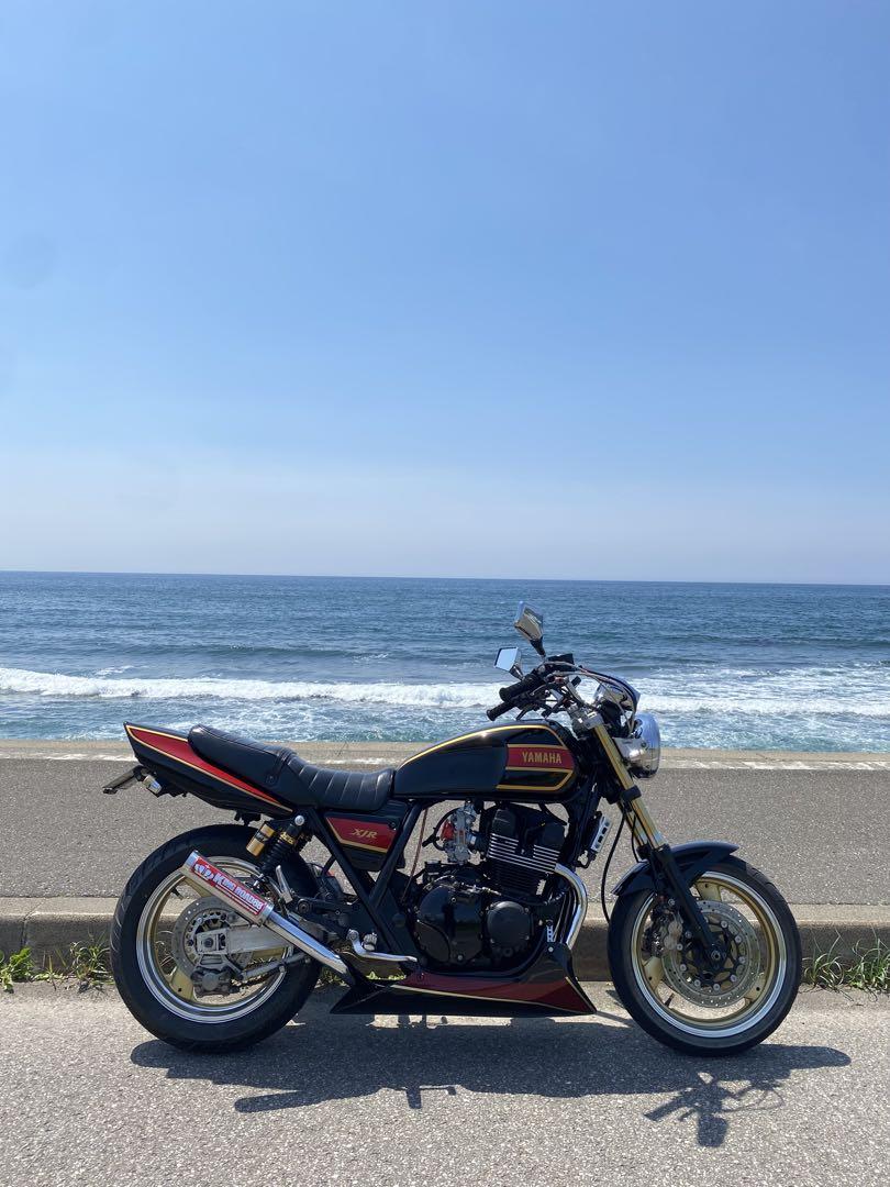 XJR400