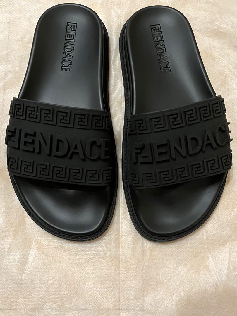 セール正規品新品FENDACE フェンダーチェロゴサンダルフェンディヴェルサーチ