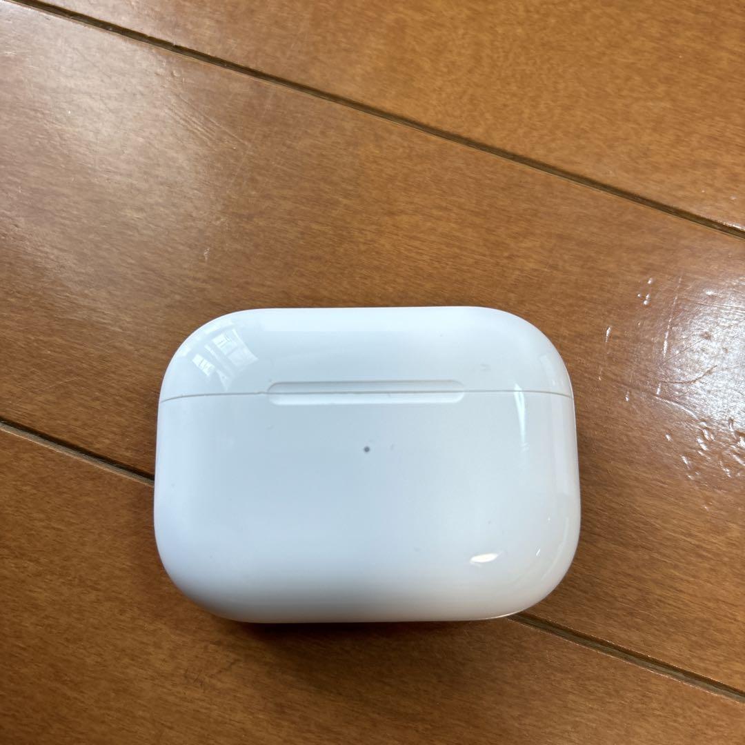AirPods Pro 第一世代 MagSafe対応 Lightningコネクタ