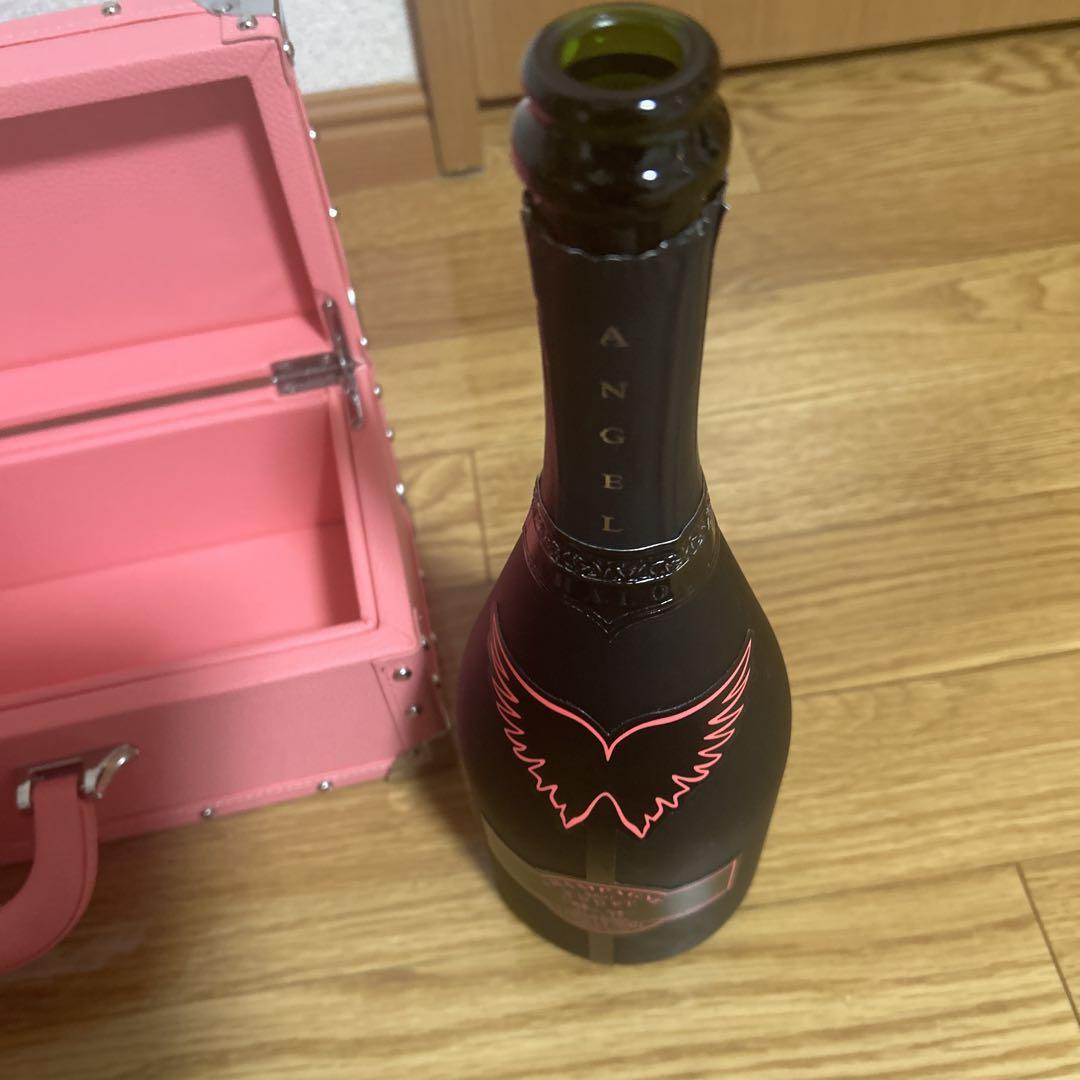 ANGEL ボトルとケース