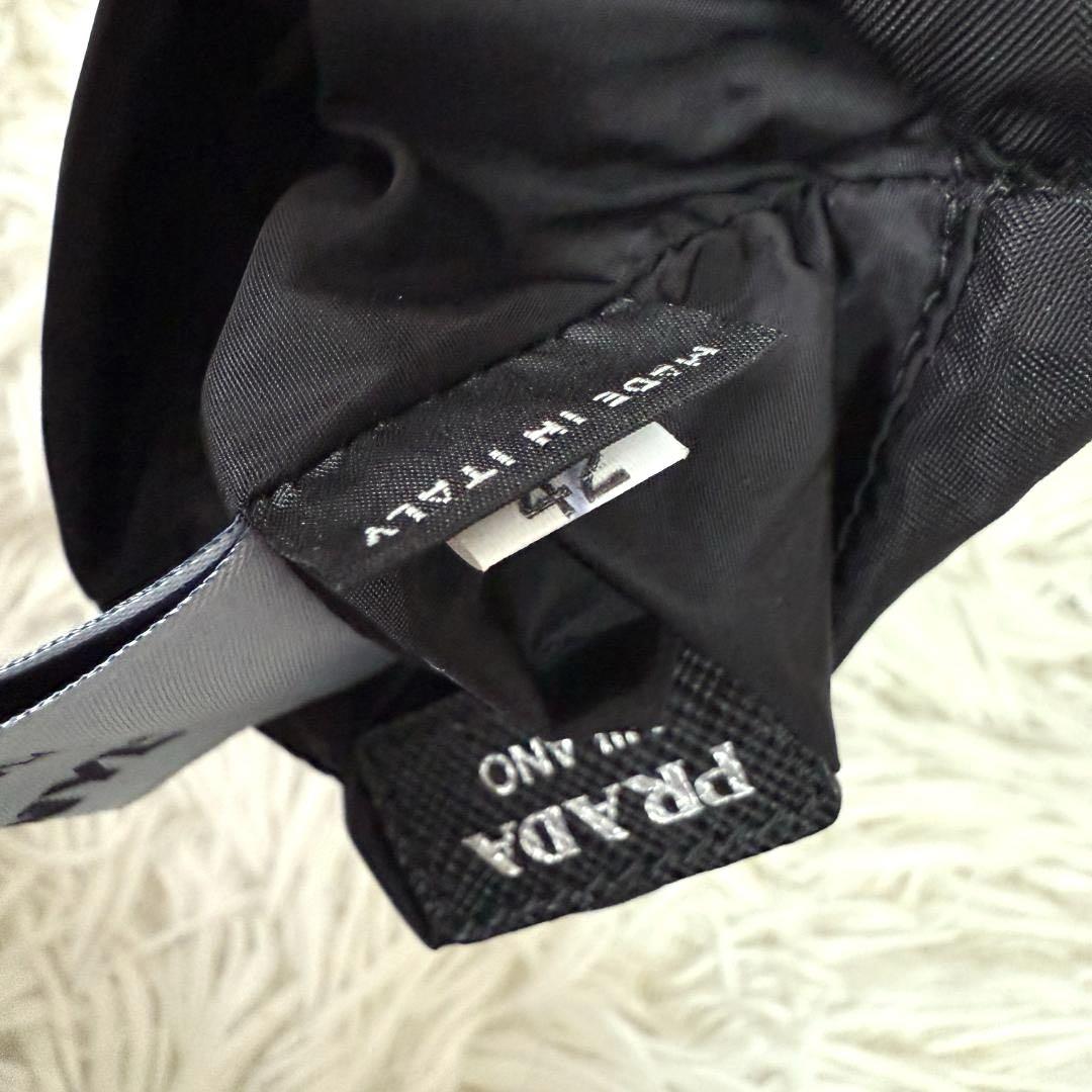 希少 極美品✨PRADA プラダ RE NYLON 三角ロゴ ポーチ