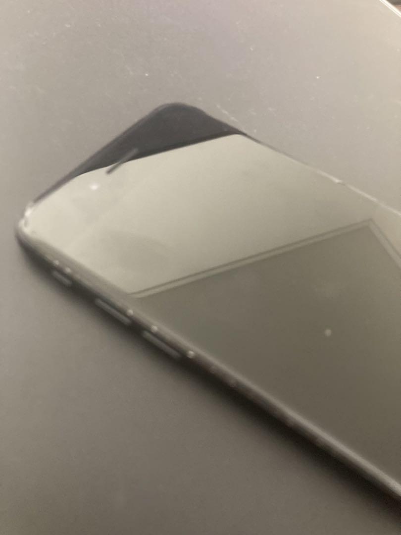 早い者勝ち】iPhone7 32G SIMフリー ブラック 最大容量82